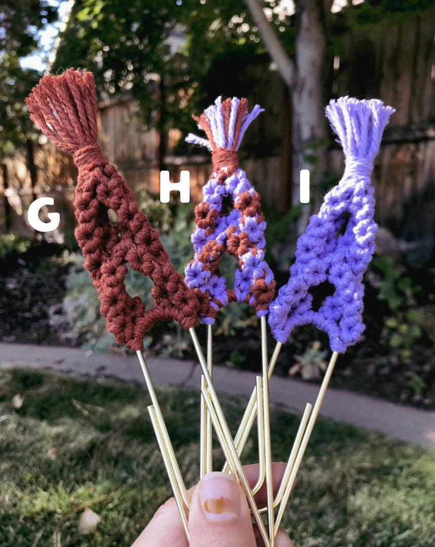 Chonky Daisy Chain Bookmarks