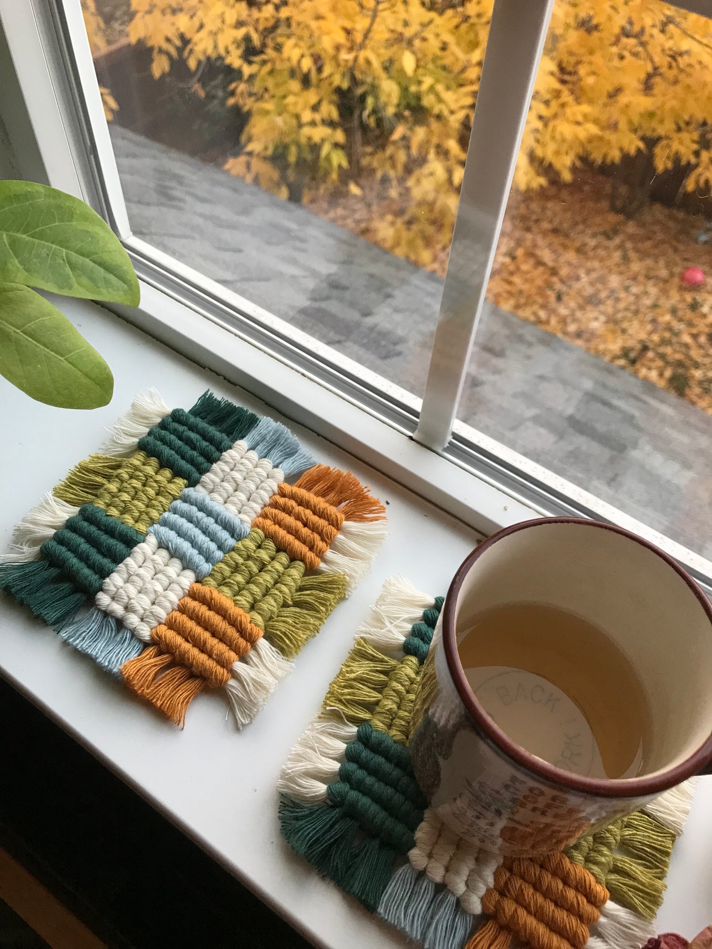 Fall Drop: Checkered Mug Rugs