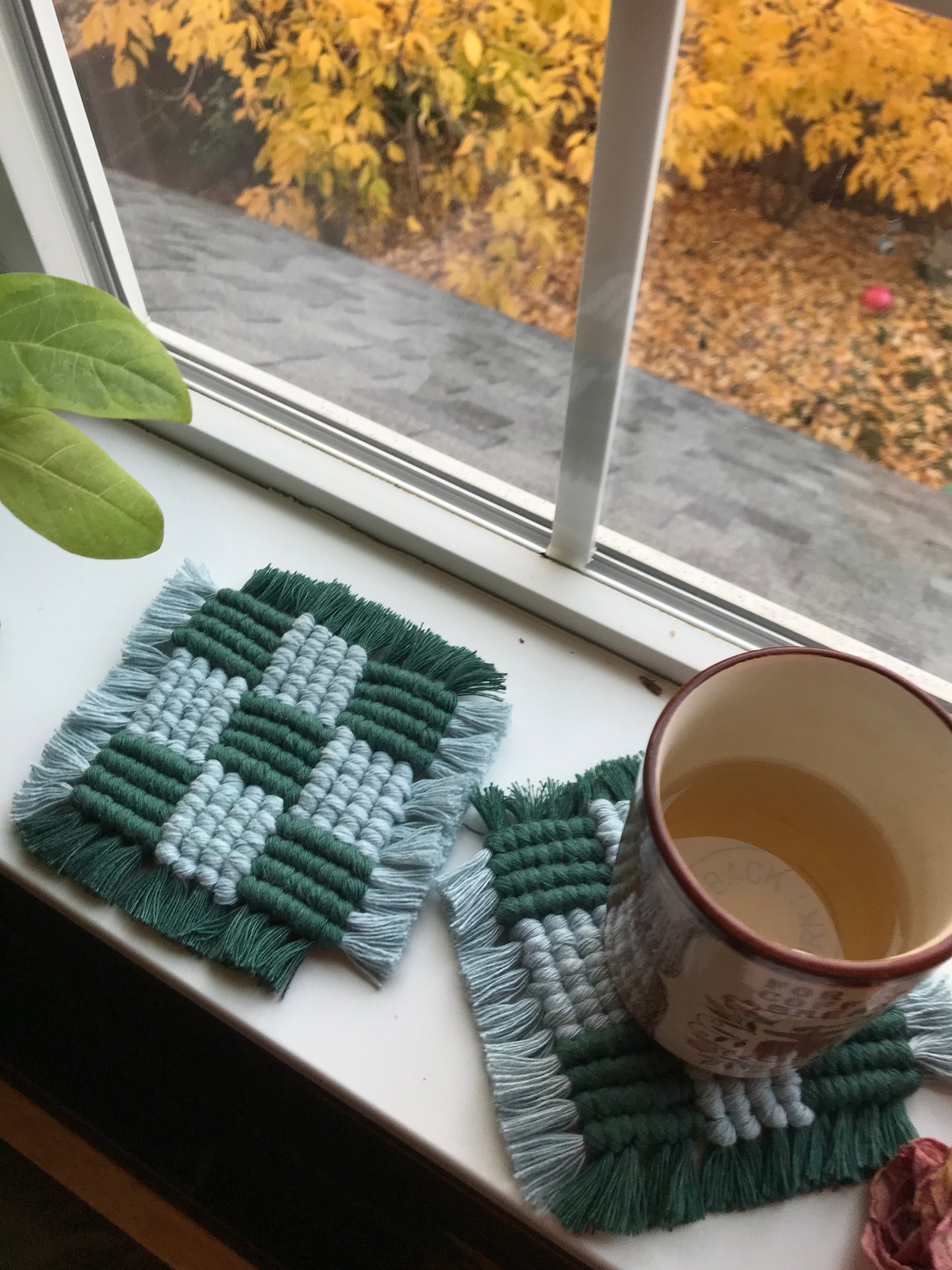 Fall Drop: Checkered Mug Rugs