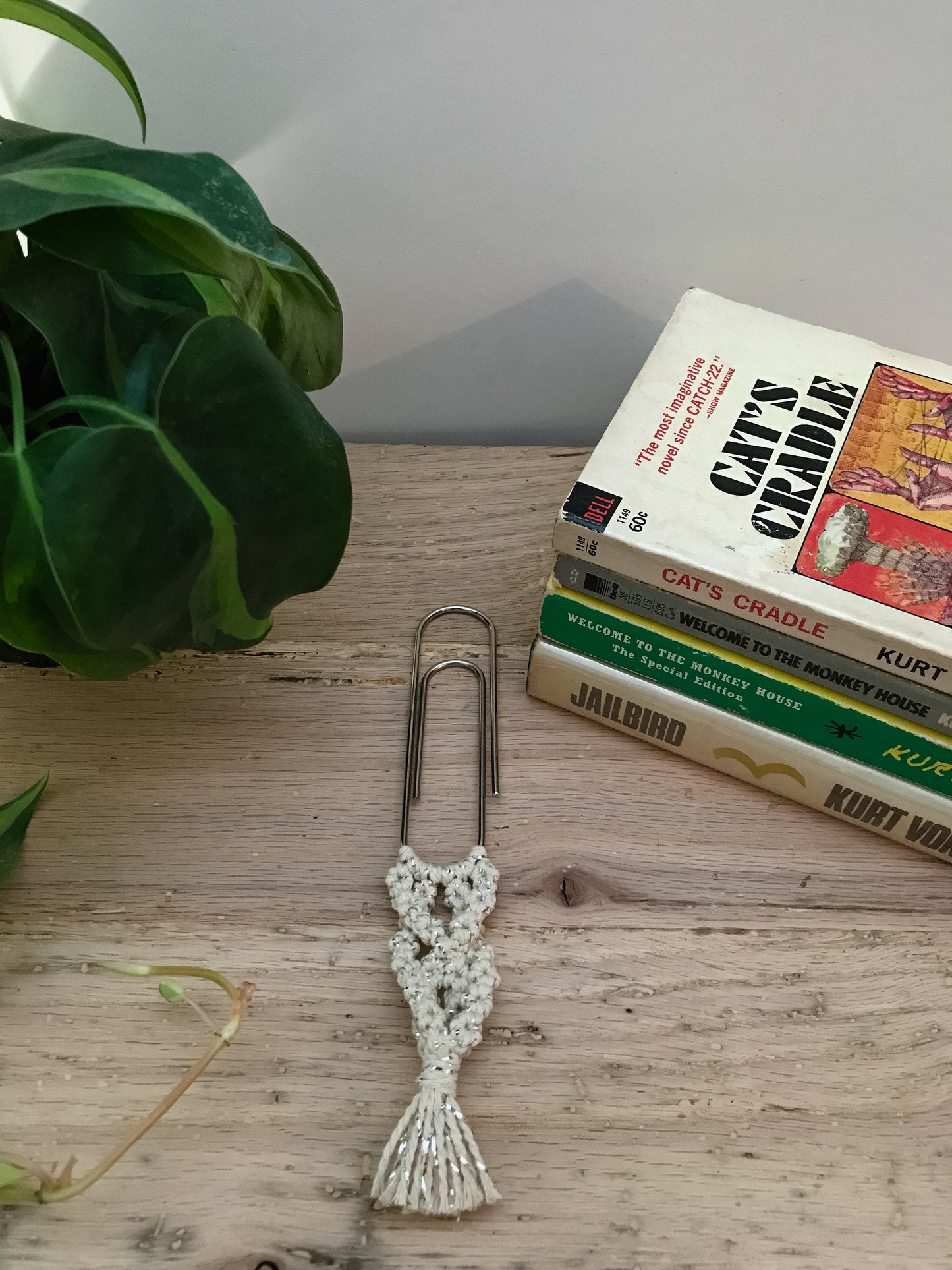 Daisy Chain Paperclip Bookmark